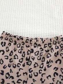 Cozy Pixies Conjunto de 2 piezas para bebé niña con sudadera con capucha con estampado de corazón y pantalones acampanados - Multicolor - Ver 4