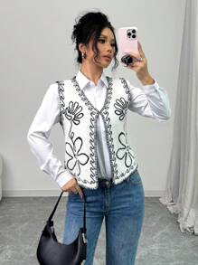 Calvaya French Minimalist Black & White Interwoven Knit Vest For Women