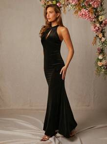 L'Amorae 女士黑色天鹅绒露背圣诞礼服 - 黑色 - 查看 3