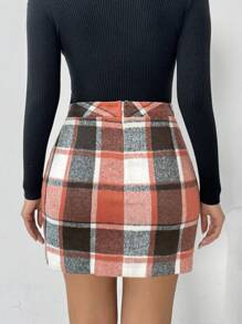 Chiquease Women's Plaid Mini Skirt, Elegant Commuting Style
