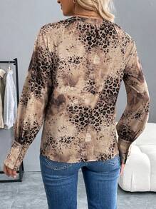 SHEIN Clasi Blusa elegante de mujer con mangas de raglán y volantes con estampado de leopardo, para otoño/invierno - Multicolor - Ver 2