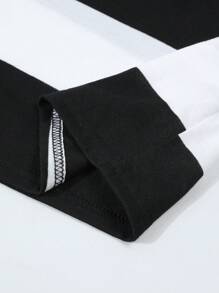 SHEIN Áo thun cổ tròn kẻ sọc dệt nhãn hiệu Anh thoải mái, đa năng, rộng rãi cho bé trai tuổi teen - Đen và trắng - Xem 3
