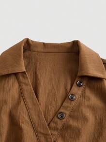 SHEIN MOD Áo sơ mi cổ điển màu nâu có nút cài phía trước và nơ phía sau, áo sơ mi Lễ Tạ ơn, trang phục ngày lễ, phụ nữ Lễ Tạ ơn, áo sơ mi nữ, áo sơ mi ngày lễ - màu nâu - Xem 3