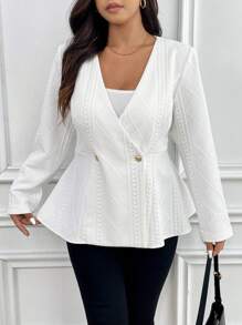 SHEIN Frenchy Plus Size V-Neck Casual Jacket, Minimalist And Fashionable For Everyday Wear Fall/Winter - White - View 4