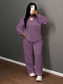 Slaydiva 2 件 2024 秋冬套装：休闲基本款可爱圆领宽松长袖连帽衫和宽松长裤，带有心形刺绣设计，粉色运动衫