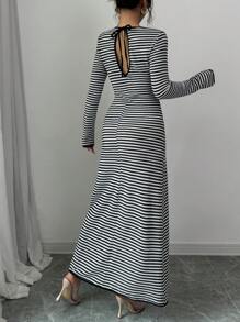 Elenzga Robe longue en tricot décontractée élégante avec décolleté rond et dos en V avec nœud pour femme - Noir et Blanc - Voir 2