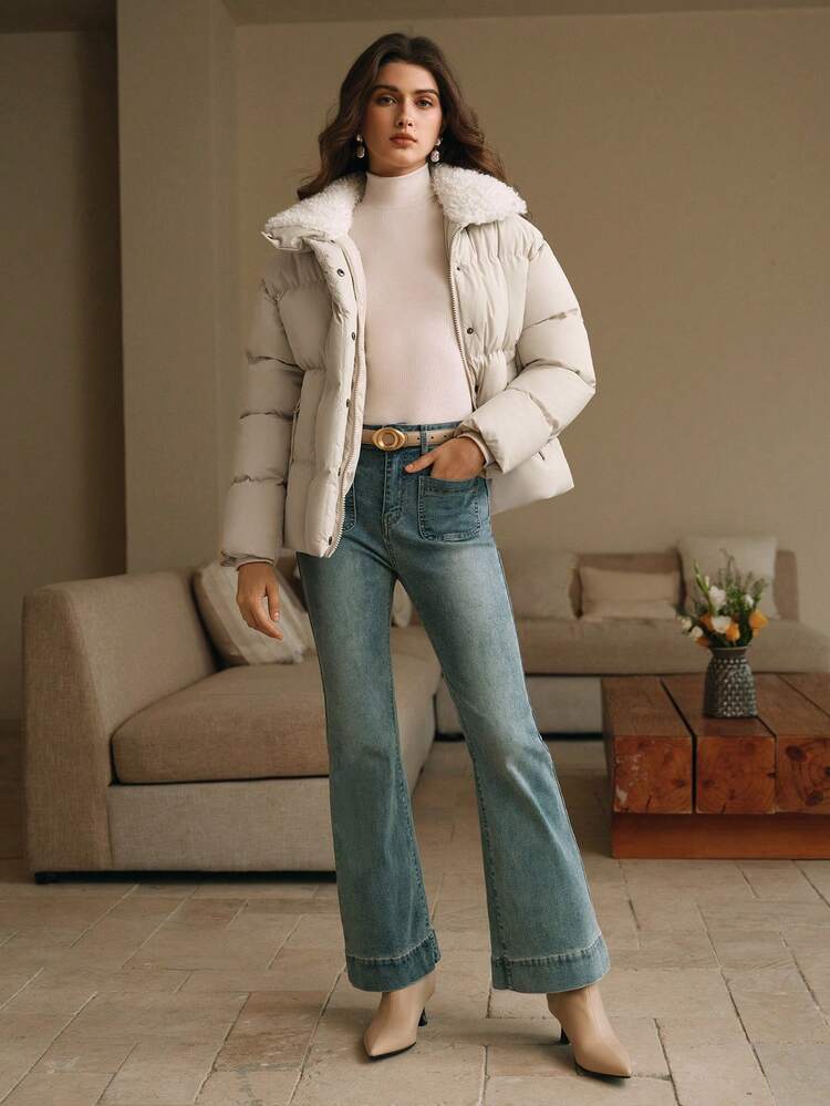 長めの襟足付き H シルエットコート、両サイドポケット、ゆったりシルエットのレディースアウター