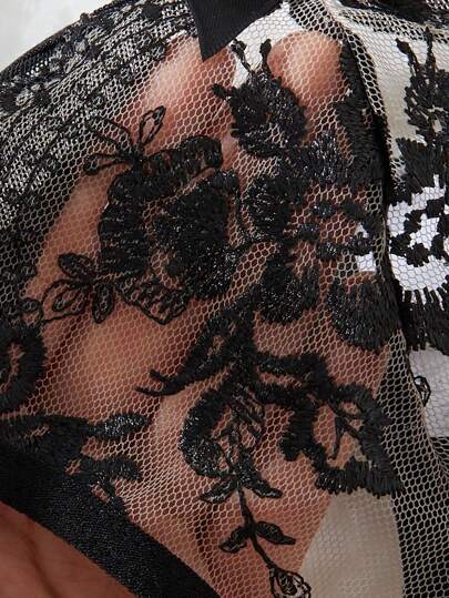 Myrelith Women Mesh Contrast Minimalist Verleidelijke See Through Geborduurde Outfit view 5