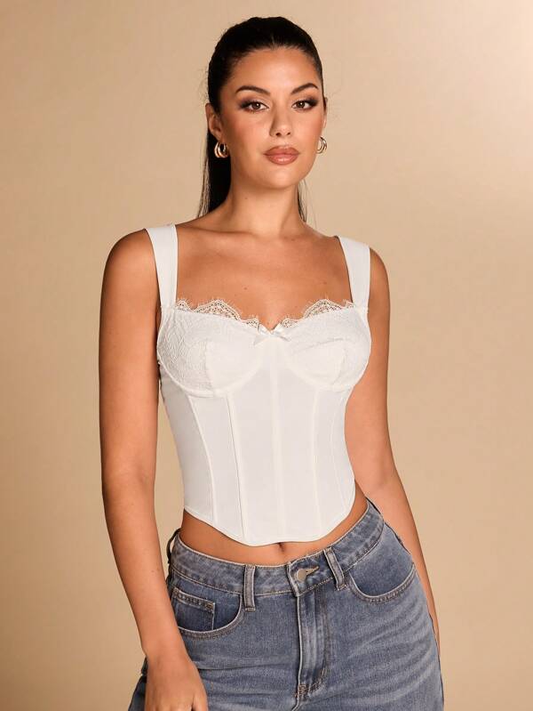 SHEIN BAE Top con escote halter negro, encaje floral, dobladillo curvo y sujetador ajustado a juego, todo a conjunto