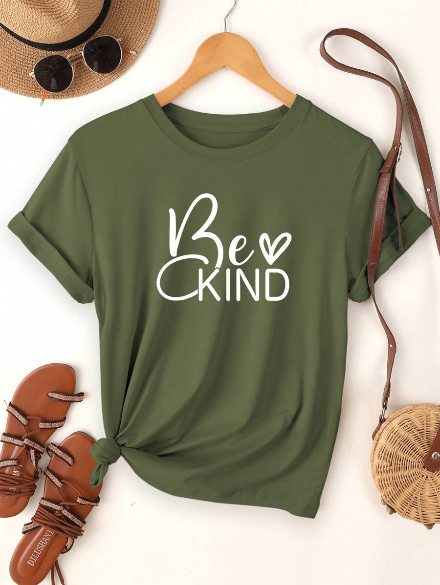 Chiquease 女式短袖“Be Kind”口号印花 T 恤，简约风格图案 T 恤女式上衣 - 軍綠色 - 查看 1