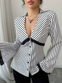 Chiquease Áo ren tay chuông sọc cổ chữ V màu đen dành cho nữ - Đen và trắng - Xem 3