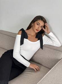 SHEIN Privé 女士新款优雅派对肩部蝴蝶结吊带毛衣，撞色设计时尚套头衫，圣诞服装，聚会，秋冬 - 黑與白 - 查看 6