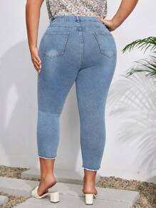 EMERY ROSE 大尺碼女性休閒破洞牛仔腰間七分褲 - 藍色 - 查看 2