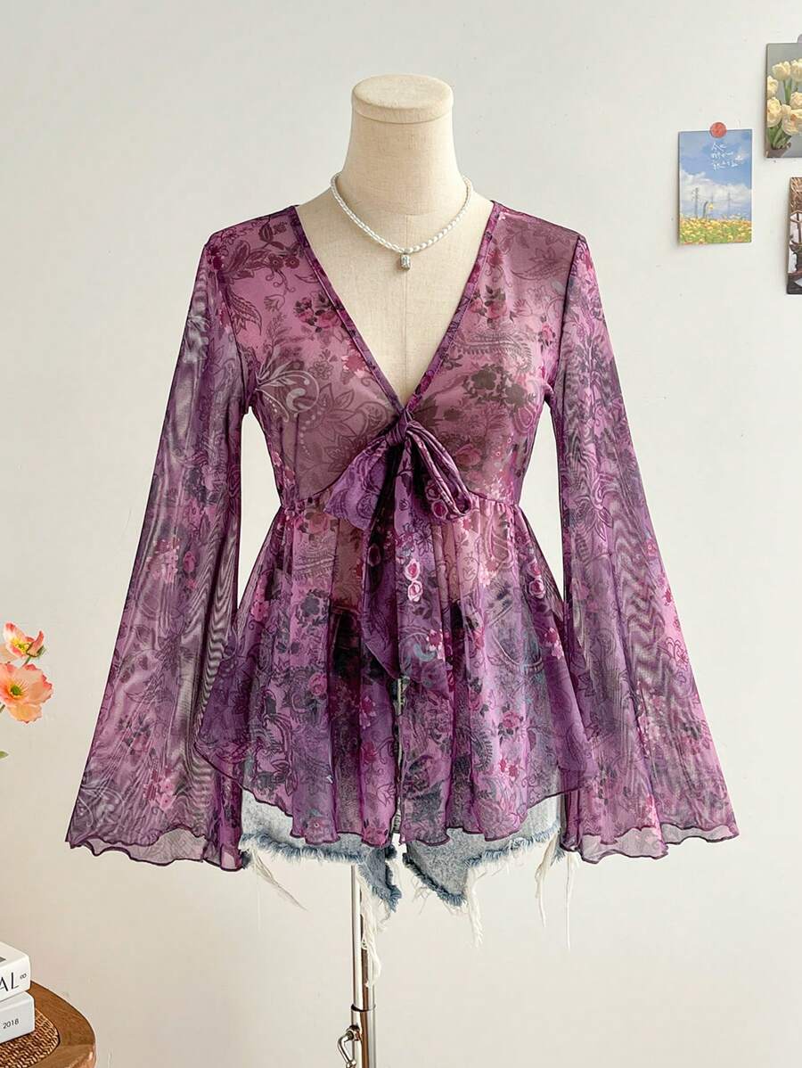 Soleia 节日季女式复古印花V领系带蝴蝶结喇叭袖不对称下摆上衣，秋冬女装，感恩节女装，圣诞节女装 - 紫色 - 查看 1