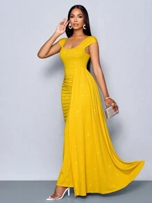 SOLERSUN 纯色心形领口水钻装饰无袖性感连衣裙长款女装 - 黃色 - 查看 3