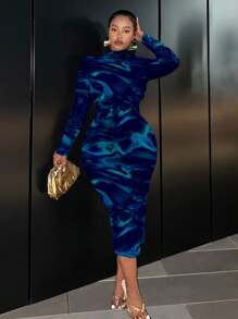 Slaydiva Casual Minimalist Plus Size Wavy Pattern Round Neck Fitted Long Dress With Long Sleeves Autumn And Winter Chic Dress