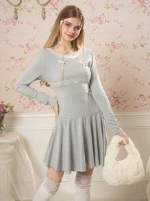 Lässiges Kleid für Teenager-Mädchen mit Spitzenbesatz am Rundhalsausschnitt und Langarm, bequem und stylish für Freizeitveranstaltungen - Grau - Übersicht 1