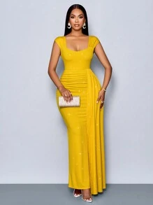 SOLERSUN 纯色心形领口水钻装饰无袖性感连衣裙长款女装 - 黃色 - 查看 6