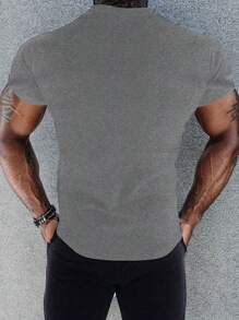 SHEIN Fitness 男友风男士字母和牛头印花圆领短袖运动T恤，男士健身T恤，健身衫运动上衣透气