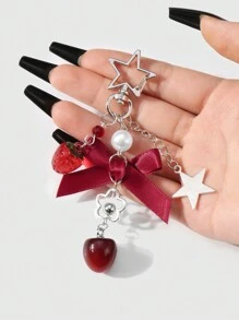ROMWE Kawaii 1 件简约甜美精致韩式银色空心星链花、仿珍珠蝴蝶结、草莓和樱桃吊坠钥匙链，适合女性、圣诞包包装饰配件、日常穿着和礼物 - 酒紅色 - 查看 2