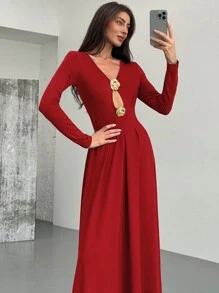 Aloruh Women's Deep V-Neck Hollow Metal Flower Decor A-Line Elegant Dress