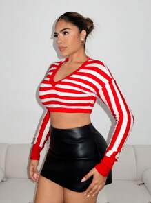 Zolique Striped Hooded Casual Sweater, Minimalist Fashion For Everyday Wear Knit Pullover Fall Winter Outfit - Red and White - View 3