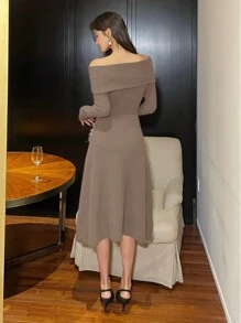 DAZY 1 pezzo Abito a maglia a media lunghezza con spalle scoperte e fiocco, Abito in maglia autunnale da donna, Abito da sera - Caffè Marrone - Visualizzare 2