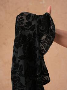 Slaydiva Vestido mini asimétrico de malla negra sexy con encaje y mangas de campana, para invierno