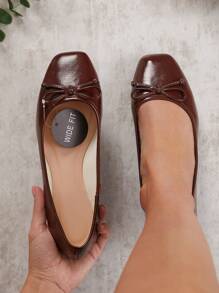 SHUZIA 真宽楦D'Orsay棕色草编平底鞋，配有踝带、波西米亚风刺绣和加厚鞋垫，全天舒适穿着 - 双C灵感夏季必备鞋款，适合夏季、春季、春假、复活节、母亲节、圣诞节、情人节等各种场合。宽楦设计。 - 摩卡棕 - 查看 2