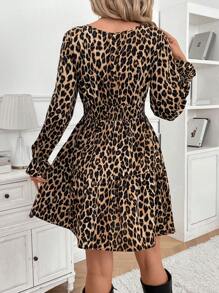 SHEIN Frenchy Women Leopard Print Mini Shift Long Sleeve  Dress, Round Neck, Casual And Fashionable For Everyday Wear, Long Sleeve Dress