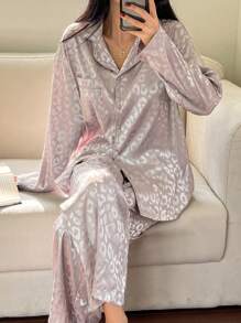 DAZY Satin Leopard Jacquard Loose Sleepwear Pajama Set, Fall Clothes
