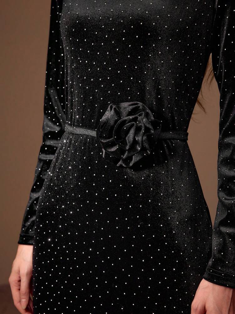VELVET RHINESTONE DETAIL LACE TRIM SPLIT THIGH DRESS WITH STEREO FLOWER CHOKER