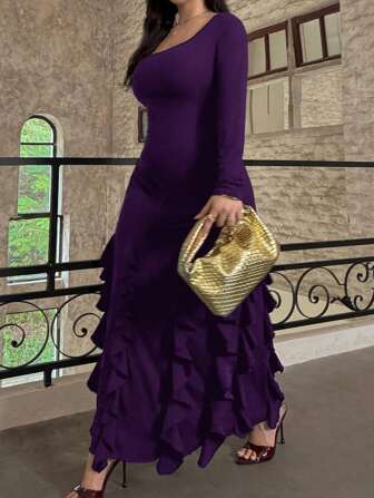 SHEIN Privé 优雅大码修身长款 A 字裙，方领长袖，荷叶边下摆设计，适合通勤、约会和音乐会