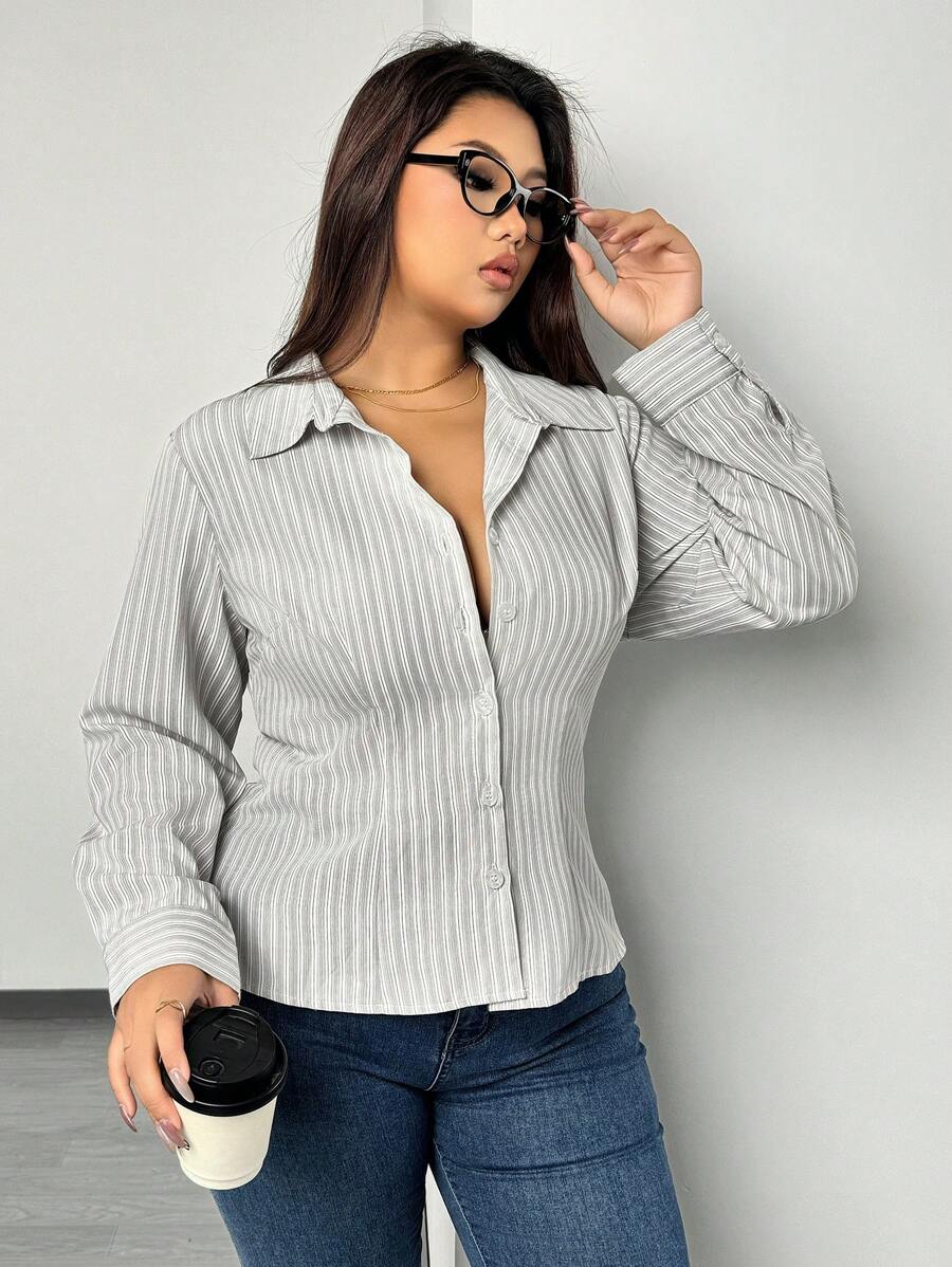 SHEIN Privé 大码女式灰色条纹褶皱腰长袖衬衫，优雅性感的设计，适合教师节和返校季 - 彩色 - 查看 1