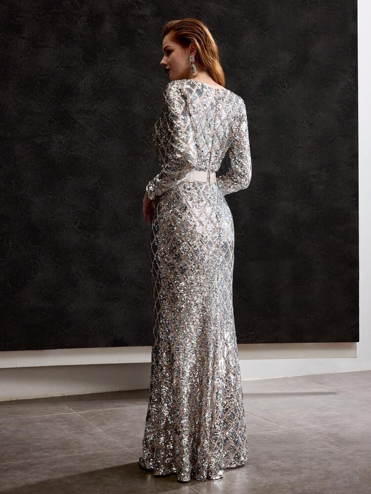 VESTIDO LARGO CON FALDA DE COLA DE SIRENA, ESCOTE EN V Y LENTEJUELAS, ATUENDO DE MUJER