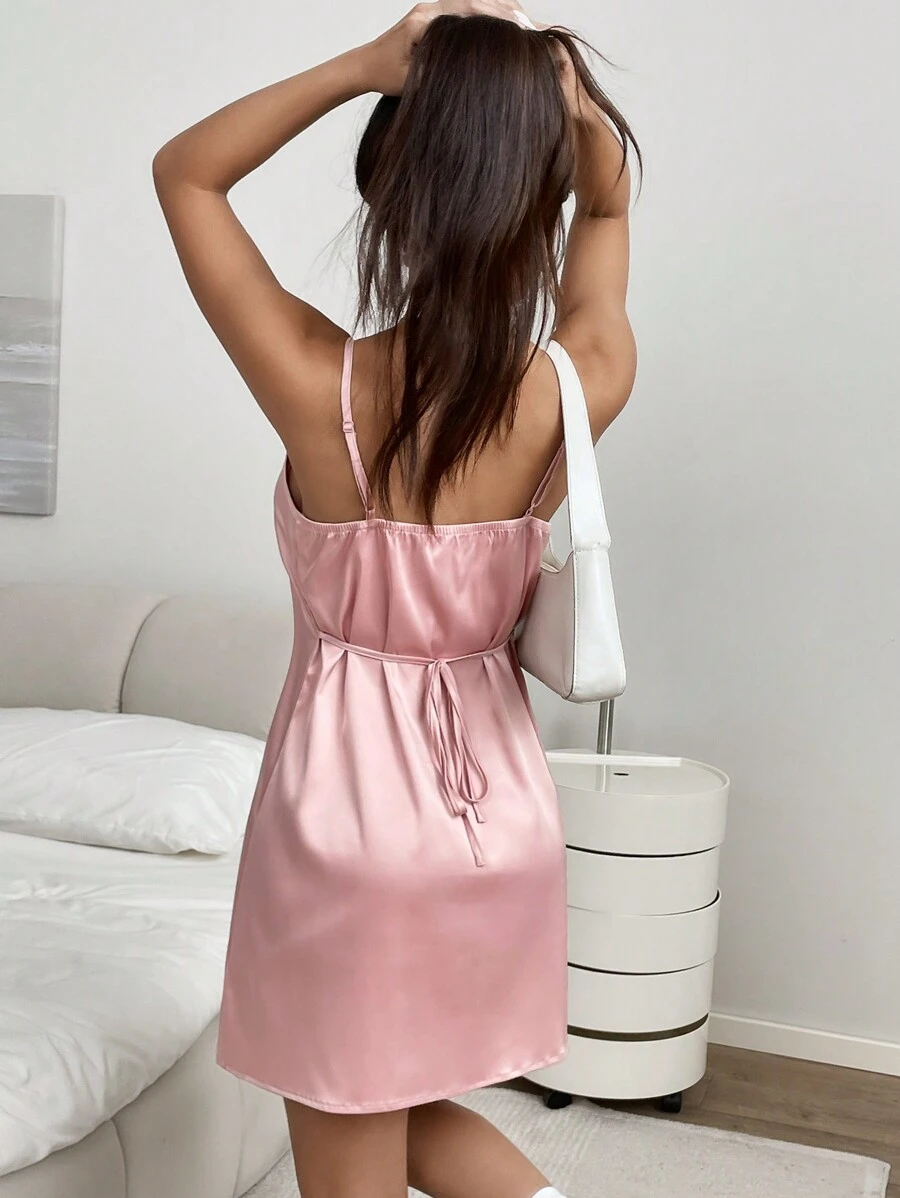 SHEIN EZwear Damen Neuer Stil Tafteta Spaghetti-Träger einfarbiges Satin Slip Kleid