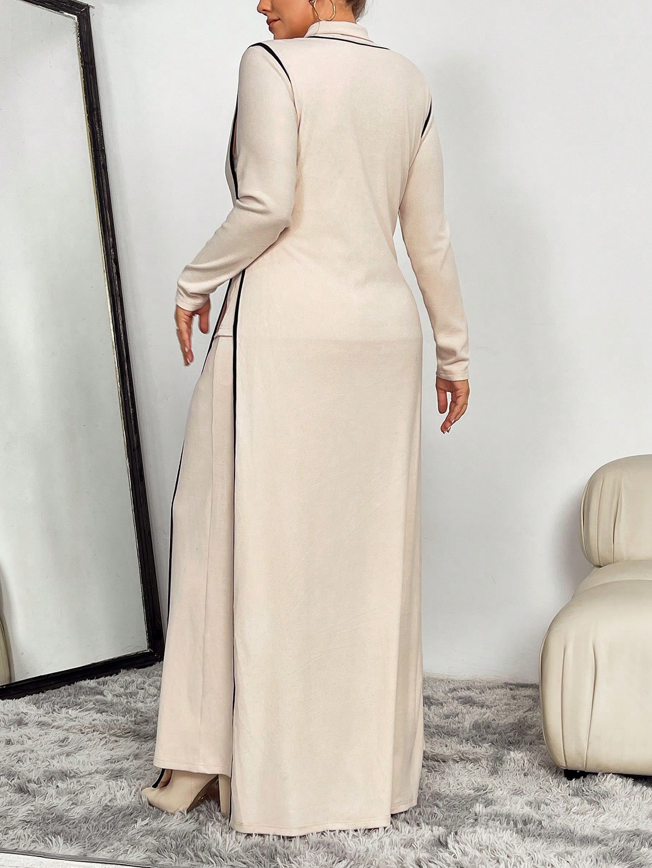 Calvaya مجموعة مكونة من 3 قطع للمرأة متوفرة بمقاسا...