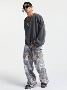 Manfinity NXTstreet Men's Loose Knit Pullover Sweatshirt, Long Sleeve Crew Neck Graphic Dark Grey Sweatshirt, For Friends, Husband, Boyfriend Gifts, For Fall Winter - Dark Grey - View 3