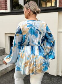 SHEIN Clasi Camisa de tallas grandes con mangas farol, cuello en V y estampado colorido