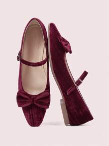 CUCCOO DOLLMOD Chaussures plates à enfiler confortables avec nœud en velours rouge vin pour femmes. Chaussures de navettage confortables pour l'ambiance des fêtes de Noël et du Nouvel An en automne et en hiver, Saint-Valentin - Rouge foncé - Voir 9