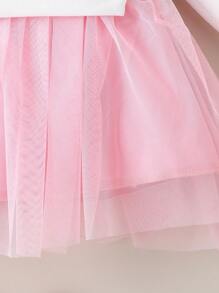 SHEIN Playful Pals 女婴可爱甜美网眼撞色心形装饰连衣裙，适合春秋季节 - 白色 - 查看 8