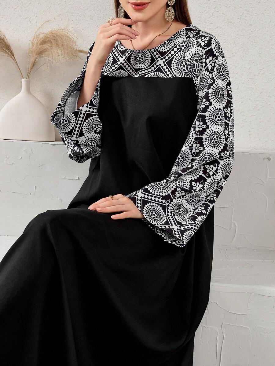 Al Najma 拼布印花优雅圆领连衣裙