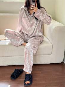 DAZY Satin Leopard Jacquard Loose Sleepwear Pajama Set, Fall Clothes