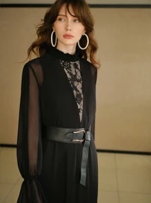 MOTF STUDIO 立领对比色透明网眼喇叭袖蕾丝嵌件褶皱连衣裙（无腰带）