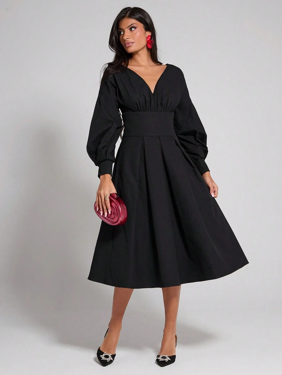 COSMINA 女士纯色 V 领灯笼袖收腰中长连衣裙 - 黑色 - 查看 1