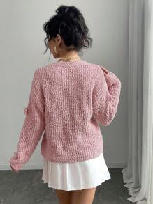 Chiquease 女士休闲圆领 3D 花朵图案毛衣