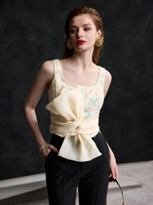 MOTF PREMIUM 对比亮片刺绣花卉图案大蝴蝶结正面仿珍珠装饰背心