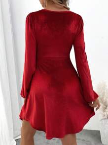 SHEIN 孕妇纯色扭纹前灯笼袖优雅连衣裙，适合新年节日聚会服装