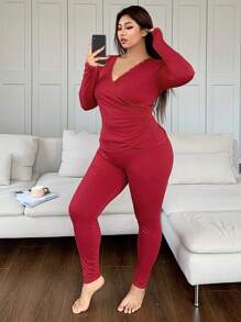Dazy Petite Plus V-Neck Contrast Lace Slim Fit Top And Leggings Pajama Set, Wine Red, Suitable For Christmas, Chinese New Year, And All Seasons