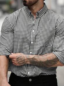 Manfinity Homme 大码男士格子印花前扣口袋长袖休闲商务正装衬衫，适合秋季外出穿着 - 黑與白 - 查看 4